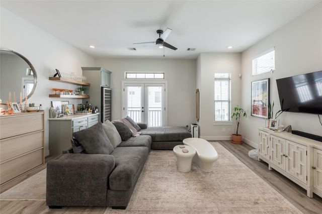 5306 Creekmont Timbers Trail, Houston, TX 77091