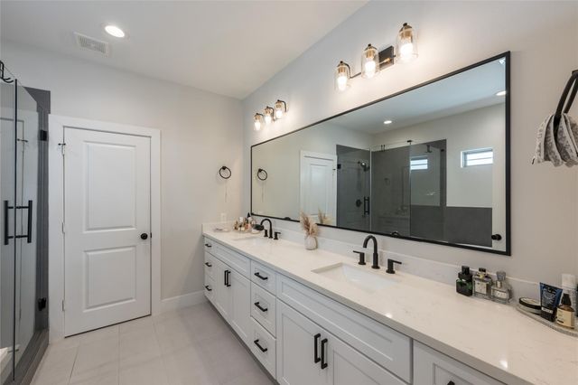 5306 Creekmont Timbers Trail, Houston, TX 77091