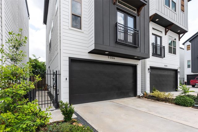 5306 Creekmont Timbers Trail, Houston, TX 77091