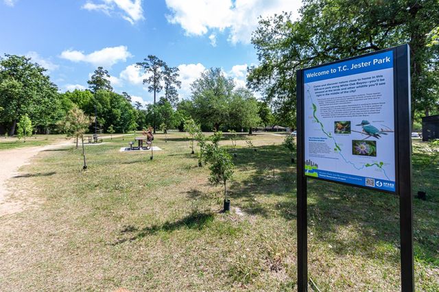 5306 Creekmont Timbers Trail, Houston, TX 77091