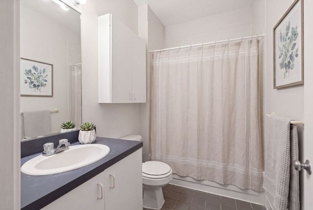 218 Thorndike St 208B, Cambridge, MA 02141
