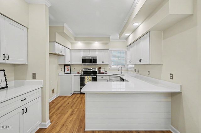 202 Park Valley Lane, Cary, NC 27519