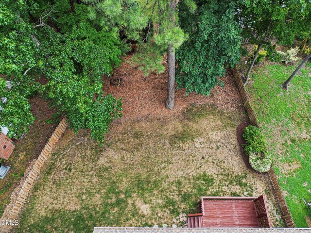 202 Park Valley Lane, Cary, NC 27519
