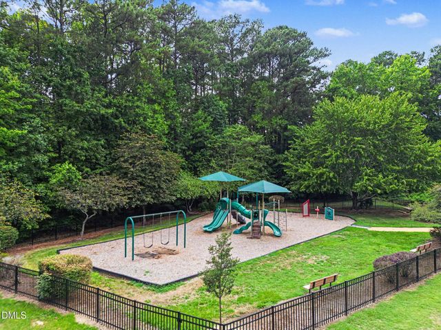 202 Park Valley Lane, Cary, NC 27519