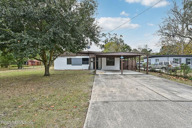 1614 LOYOLA Drive N, Jacksonville, FL 32218