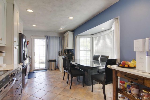96 Stuyvesant Drive, Port Jefferson Station, NY 11776