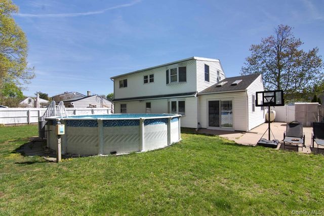96 Stuyvesant Drive, Port Jefferson Station, NY 11776