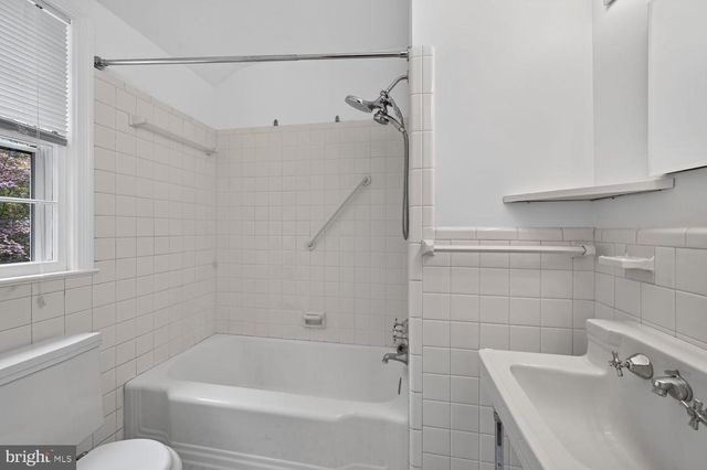 4747 UPTON ST NW, Washington, DC 20016
