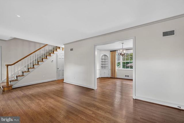 4747 UPTON ST NW, Washington, DC 20016