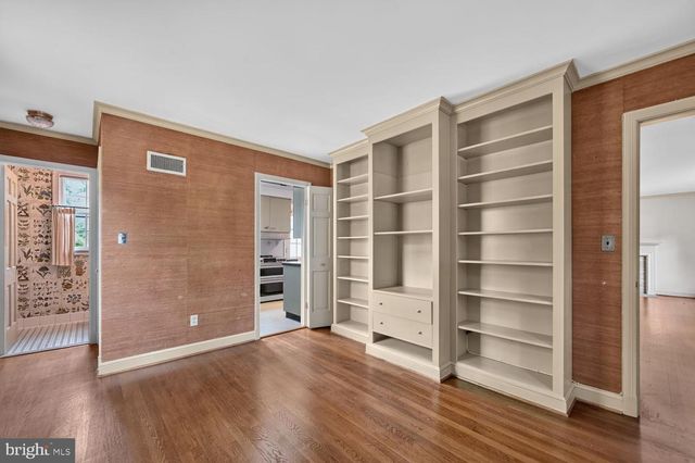 4747 UPTON ST NW, Washington, DC 20016