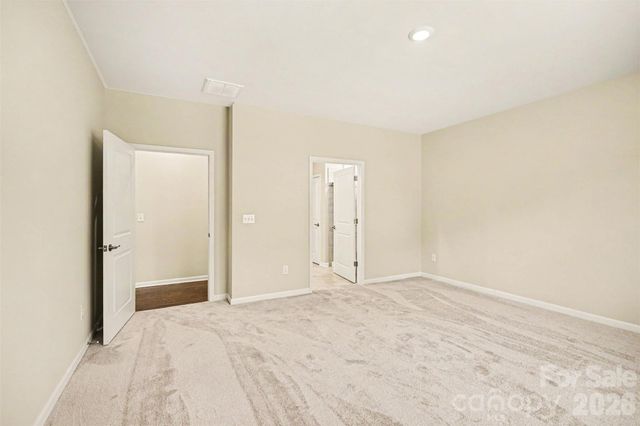 5019 Chegall Crossing Way, Mount Holly, NC 28120