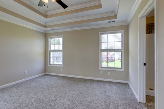3694 Nadia Dr, Clarksville, TN 37040