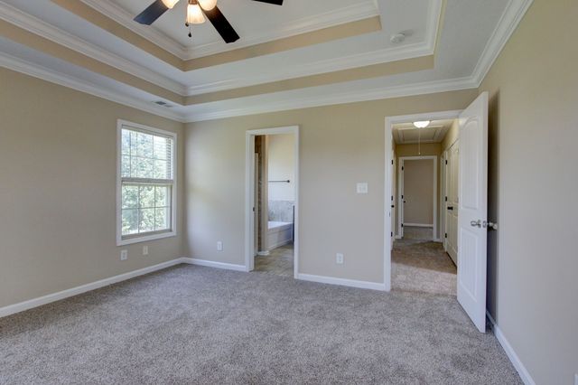 3694 Nadia Dr, Clarksville, TN 37040