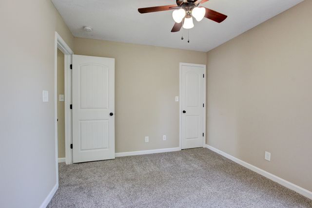 3694 Nadia Dr, Clarksville, TN 37040