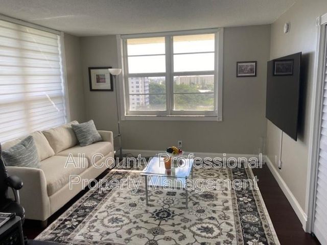 3051 N Course Drive 901, Pompano Beach, FL 33069