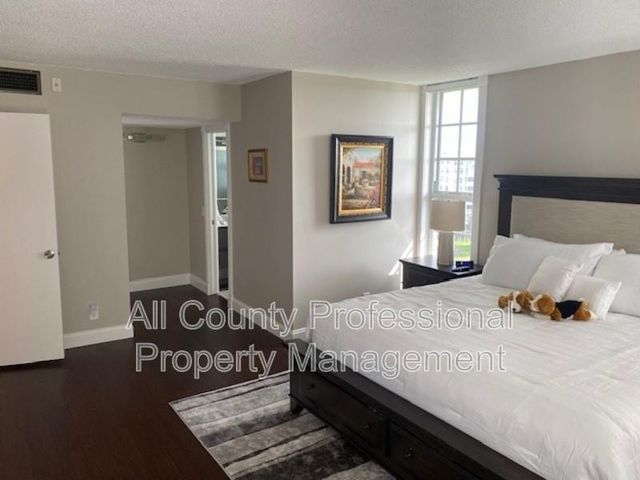 3051 N Course Drive 901, Pompano Beach, FL 33069