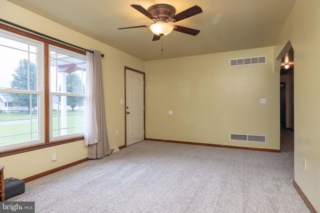 6559 PEARSONS CORNER RD, Dover, DE 19904