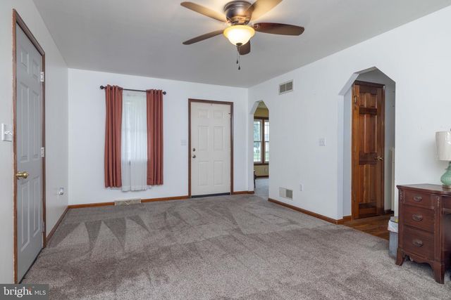 6559 PEARSONS CORNER RD, Dover, DE 19904