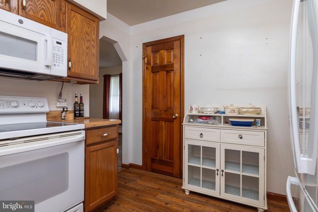 6559 PEARSONS CORNER RD, Dover, DE 19904