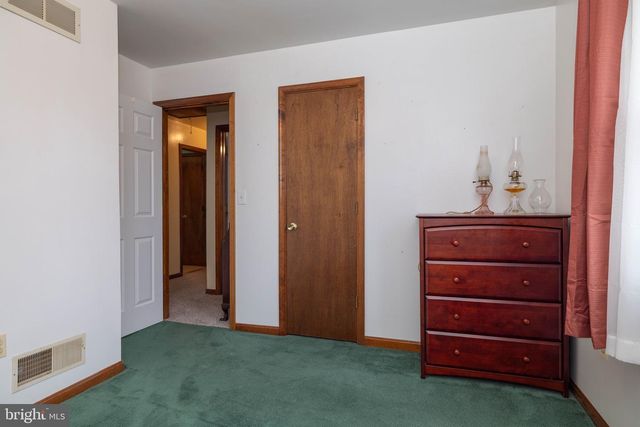 6559 PEARSONS CORNER RD, Dover, DE 19904