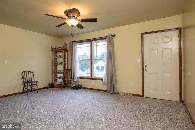 6559 PEARSONS CORNER RD, Dover, DE 19904