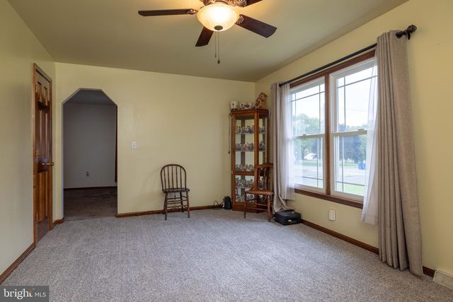 6559 PEARSONS CORNER RD, Dover, DE 19904