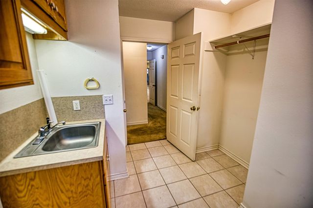 655 Farmers Road, Brenham, TX 77833