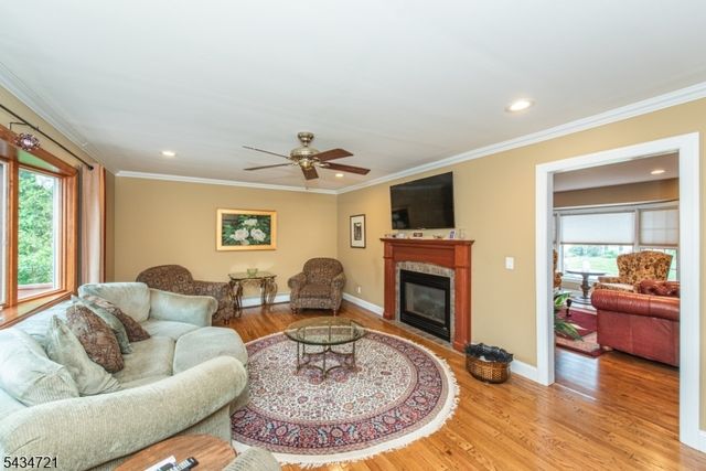 31 Yorkshire Ave, West Milford Twp., NJ 07480