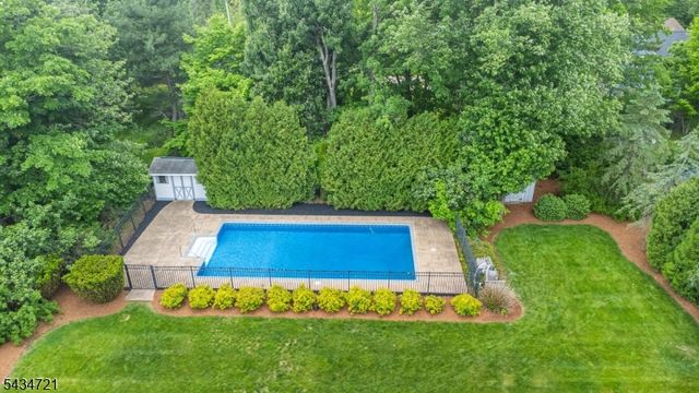 31 Yorkshire Ave, West Milford Twp., NJ 07480