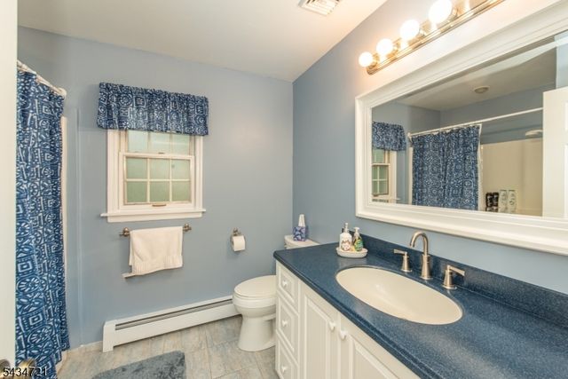 31 Yorkshire Ave, West Milford Twp., NJ 07480