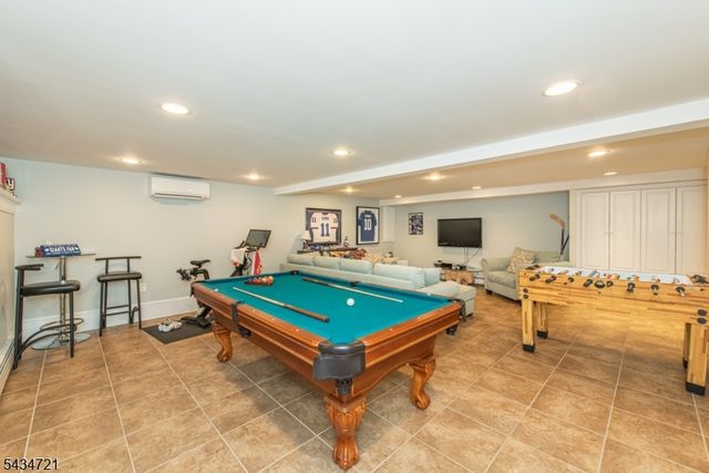 31 Yorkshire Ave, West Milford Twp., NJ 07480