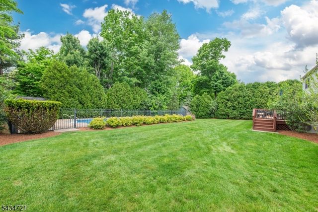 31 Yorkshire Ave, West Milford Twp., NJ 07480