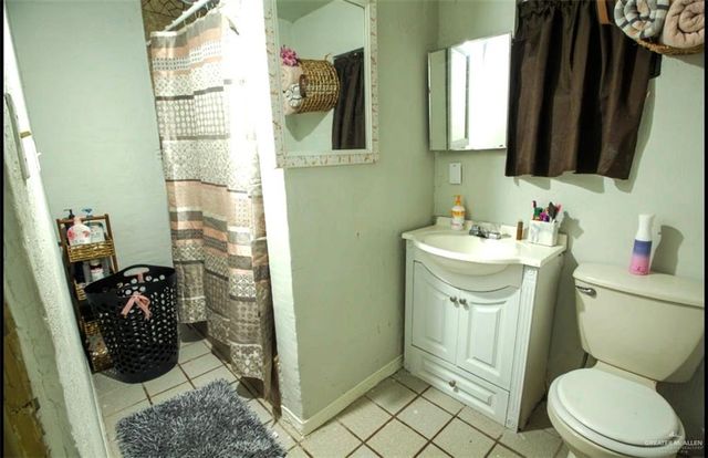 5456 E Juarez Boulevard, Rio Grande City, TX 78582