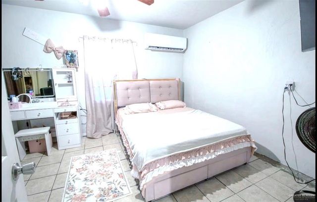 5456 E Juarez Boulevard, Rio Grande City, TX 78582