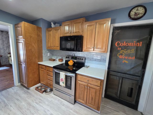 1313 W 4th Street N, Newton, IA 50208