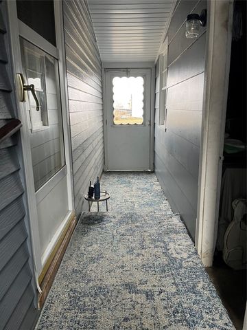 1313 W 4th Street N, Newton, IA 50208