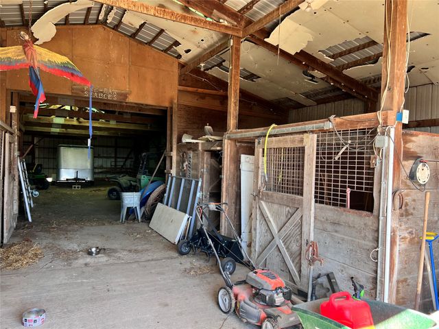 1313 W 4th Street N, Newton, IA 50208