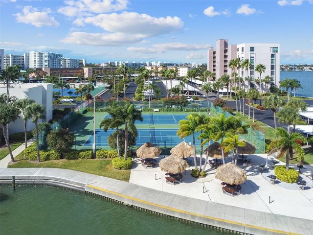 7465 BAY ISLAND DRIVE S 313, South Pasadena, FL 33707
