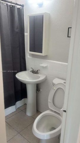 308 SW 16th St, Fort Lauderdale, FL 33315