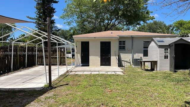 308 SW 16th St, Fort Lauderdale, FL 33315