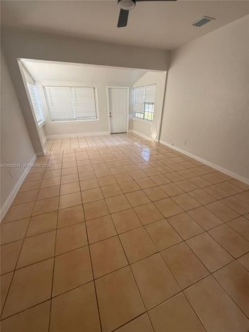 308 SW 16th St, Fort Lauderdale, FL 33315