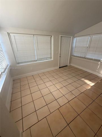 308 SW 16th St, Fort Lauderdale, FL 33315