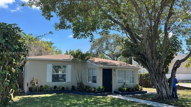 308 SW 16th St, Fort Lauderdale, FL 33315