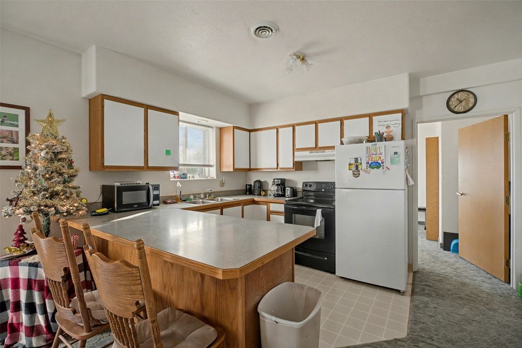 305 46th Street N, Great Falls, MT 59405 photo 25