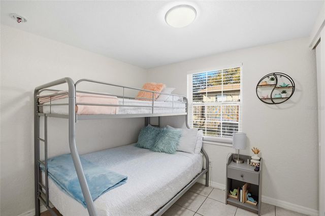 10001 N ANNETTE AVENUE, Tampa, FL 33612