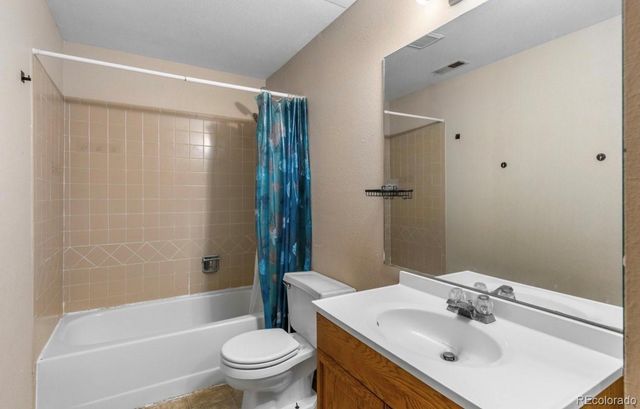 7565 Woody Creek Drive, Colorado Springs, CO 80911