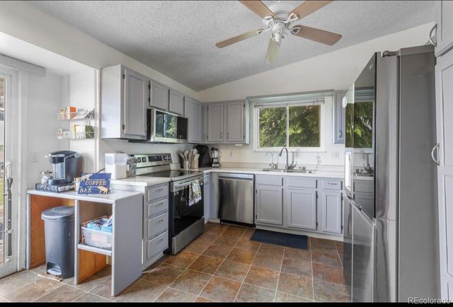 7565 Woody Creek Drive, Colorado Springs, CO 80911