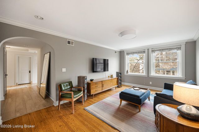 1601 Spring Dr APT 19, Louisville, KY 40205