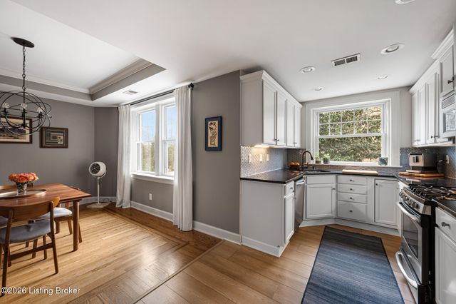 1601 Spring Dr APT 19, Louisville, KY 40205