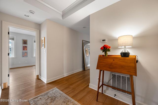 1601 Spring Dr APT 19, Louisville, KY 40205